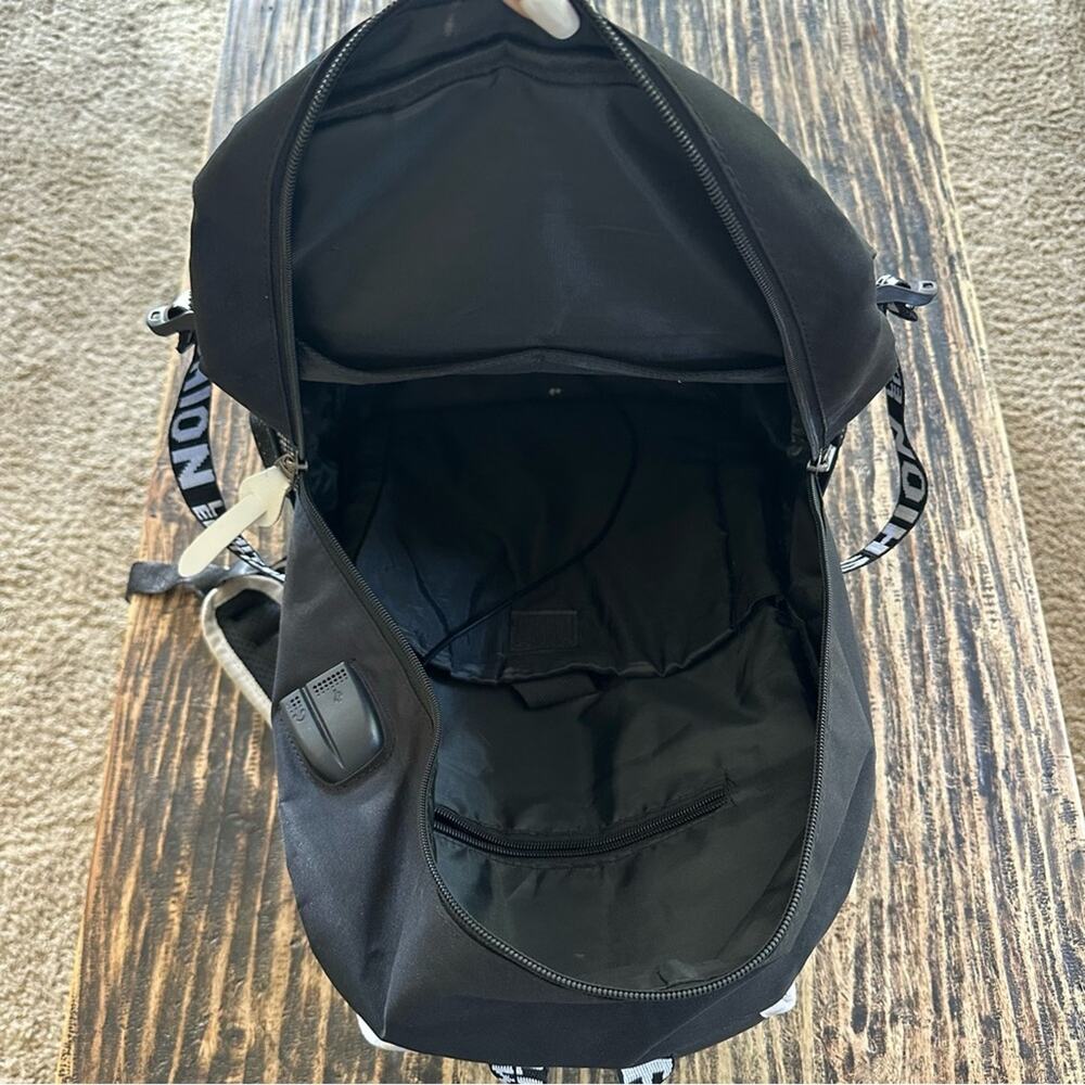 Black Backpack with reflective anime Graphic - Picture 10 of 11